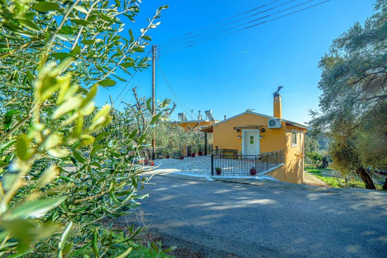 Tsoukias House Daire